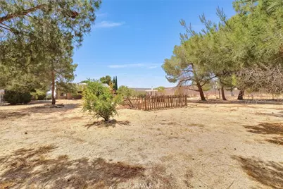 14224 Fort Apache Court, Victorville, CA 92392 - Photo 21