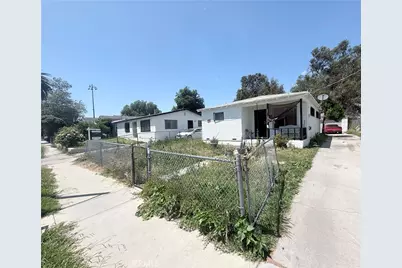 1553 E 110th, Los Angeles, CA 90059 - Photo 3