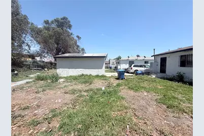 1553 E 110th, Los Angeles, CA 90059 - Photo 7