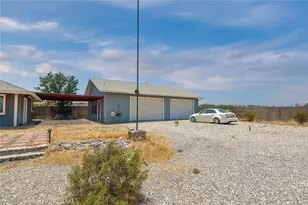 13384 Sheep Creek Rd, Phelan, CA 92371 - Photo 9