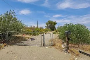 13384 Sheep Creek Rd, Phelan, CA 92371 - Photo 13