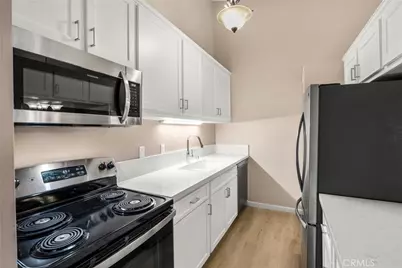 814 Camino Real #203, Redondo Beach, CA 90277 - Photo 11
