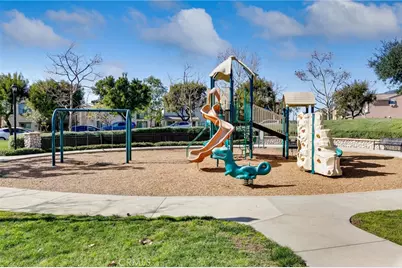 877 Orchid #C, Azusa, CA 91702 - Photo 25