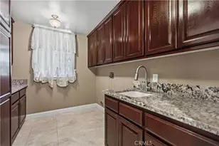 200 W 24th St, Upland, CA 91784 - Photo 41