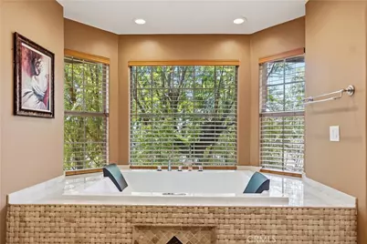 200 W 24th Street, Upland, CA 91784 - Photo 31
