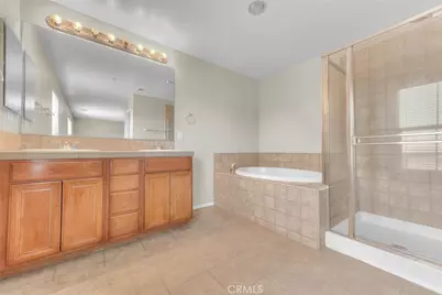 16865 Cascades Place, Fontana, CA 92336 - Photo 33