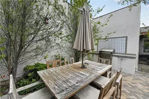 1029 Keniston Ave, Los Angeles, CA 90019 - Photo 5