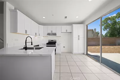 16836 Baltusrol, Fontana, CA 92336 - Photo 9