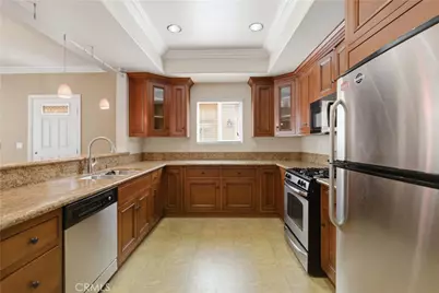 1101 East Avenue, Burbank, CA 91504 - Photo 21