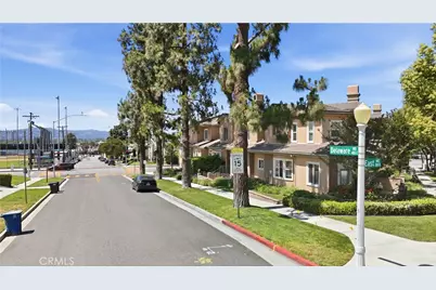 1101 East Avenue, Burbank, CA 91504 - Photo 9
