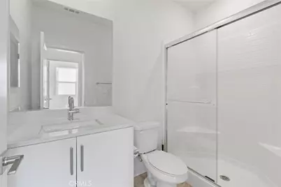15946 Caterpillar, Fontana, CA 92336 - Photo 17