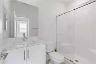 15946 Caterpillar, Fontana, CA 92336 - Photo 17