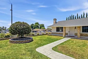 23861 Palmek Cir, Lake Forest, CA 92630 - Photo 5
