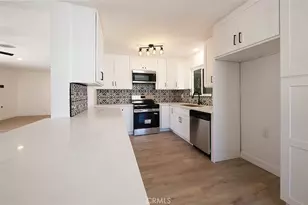 2425 Castle Dr, Bakersfield, CA 93306 - Photo 9