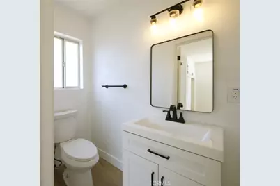 2425 Castle Drive, Bakersfield, CA 93306 - Photo 19