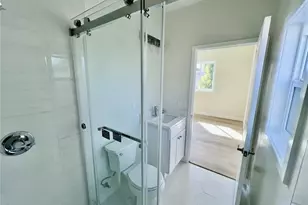 915 W 21st, Los Angeles, CA 90007 - Photo 49