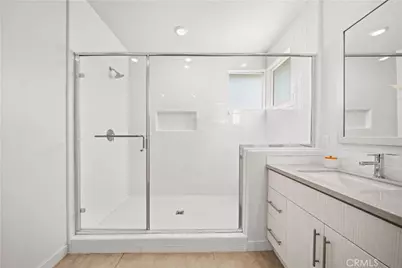 229 Radial, Irvine, CA 92618 - Photo 35