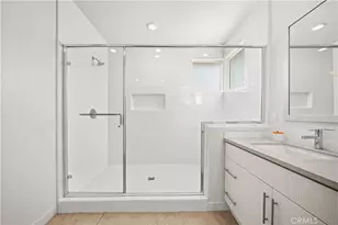 229 Radial, Irvine, CA 92618 - Photo 35
