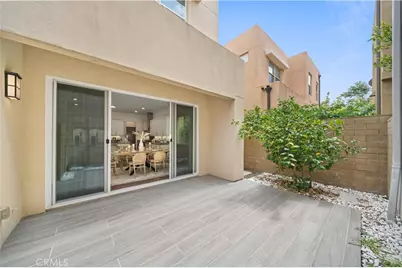 229 Radial, Irvine, CA 92618 - Photo 17