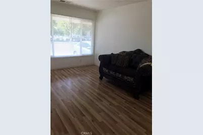 301 W 6th Street, Gilroy, CA 95020 - Photo 13