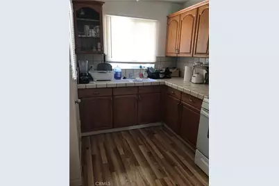 301 W 6th Street, Gilroy, CA 95020 - Photo 17