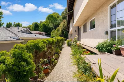 273 Casuda Canyon #E, Monterey Park, CA 91754 - Photo 39