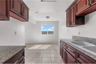 1402 Virginia, Ontario, CA 91764 - Photo 57