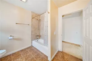 3170 E Green St, Pasadena, CA 91107 - Photo 17