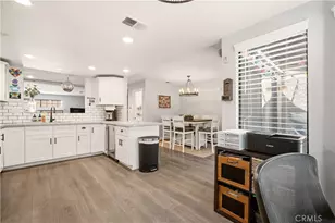 19 Wildflower Pl, Phillips Ranch, CA 91766 - Photo 17