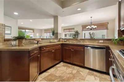 11115 Acama #207, Studio City, CA 91602 - Photo 7