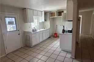 1449 S Park Ave, Pomona, CA 91766 - Photo 15
