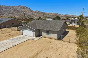 6952 Juniper Ave, 29 Palms MCB, CA 92277 - Photo 5
