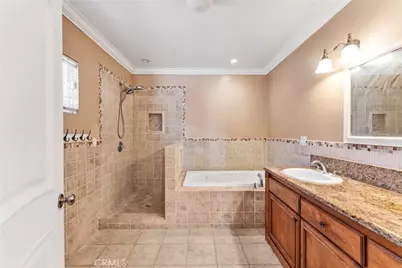 10206 Evelyn, California City, CA 93505 - Photo 13