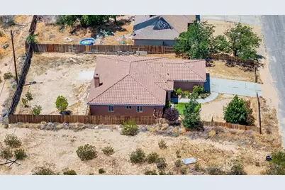 10206 Evelyn, California City, CA 93505 - Photo 25