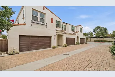 291 E Arrow #17, Glendora, CA 91740 - Photo 1
