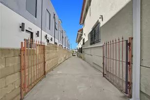 991 Everett, Los Angeles, CA 90026 - Photo 13
