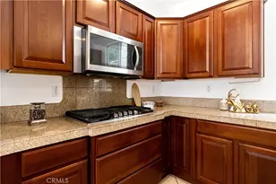 80 Wonderland, Irvine, CA 92620 - Photo 3