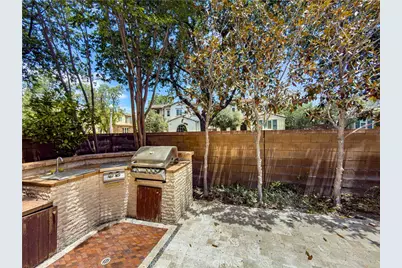 80 Wonderland, Irvine, CA 92620 - Photo 37