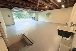 5352 Elvira, Woodland Hills, CA 91364 - Photo 63