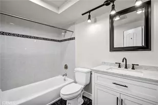 5352 Elvira, Woodland Hills, CA 91364 - Photo 59