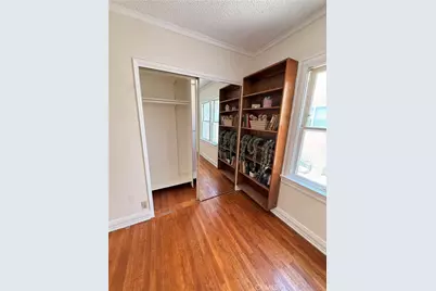 933 S Mullen Avenue, Los Angeles, CA 90019 - Photo 33