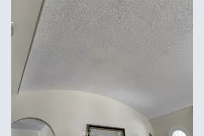 933 S Mullen Avenue, Los Angeles, CA 90019 - Photo 19