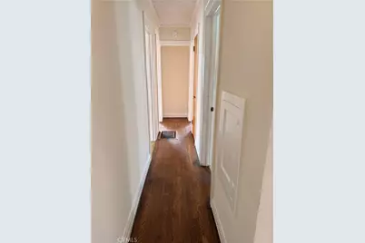 933 S Mullen Avenue, Los Angeles, CA 90019 - Photo 25