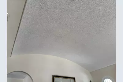 933 S Mullen Avenue, Los Angeles, CA 90019 - Photo 17