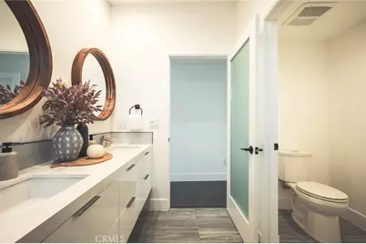 542 N Commonwealth, Los Angeles, CA 90004 - Photo 43