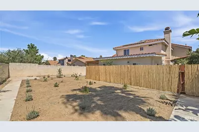 16145 Seville, Fontana, CA 92335 - Photo 37