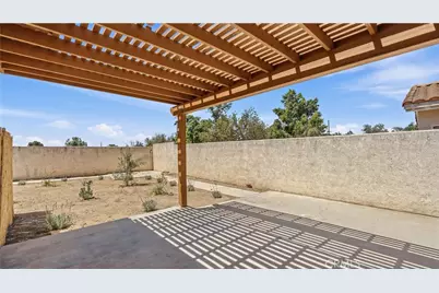 16145 Seville, Fontana, CA 92335 - Photo 31