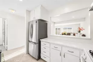 47 Fox, Irvine, CA 92614 - Photo 9