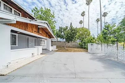 1254 S Manhattan, Los Angeles, CA 90019 - Photo 5
