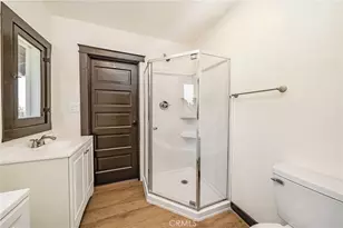 1254 S Manhattan, Los Angeles, CA 90019 - Photo 31